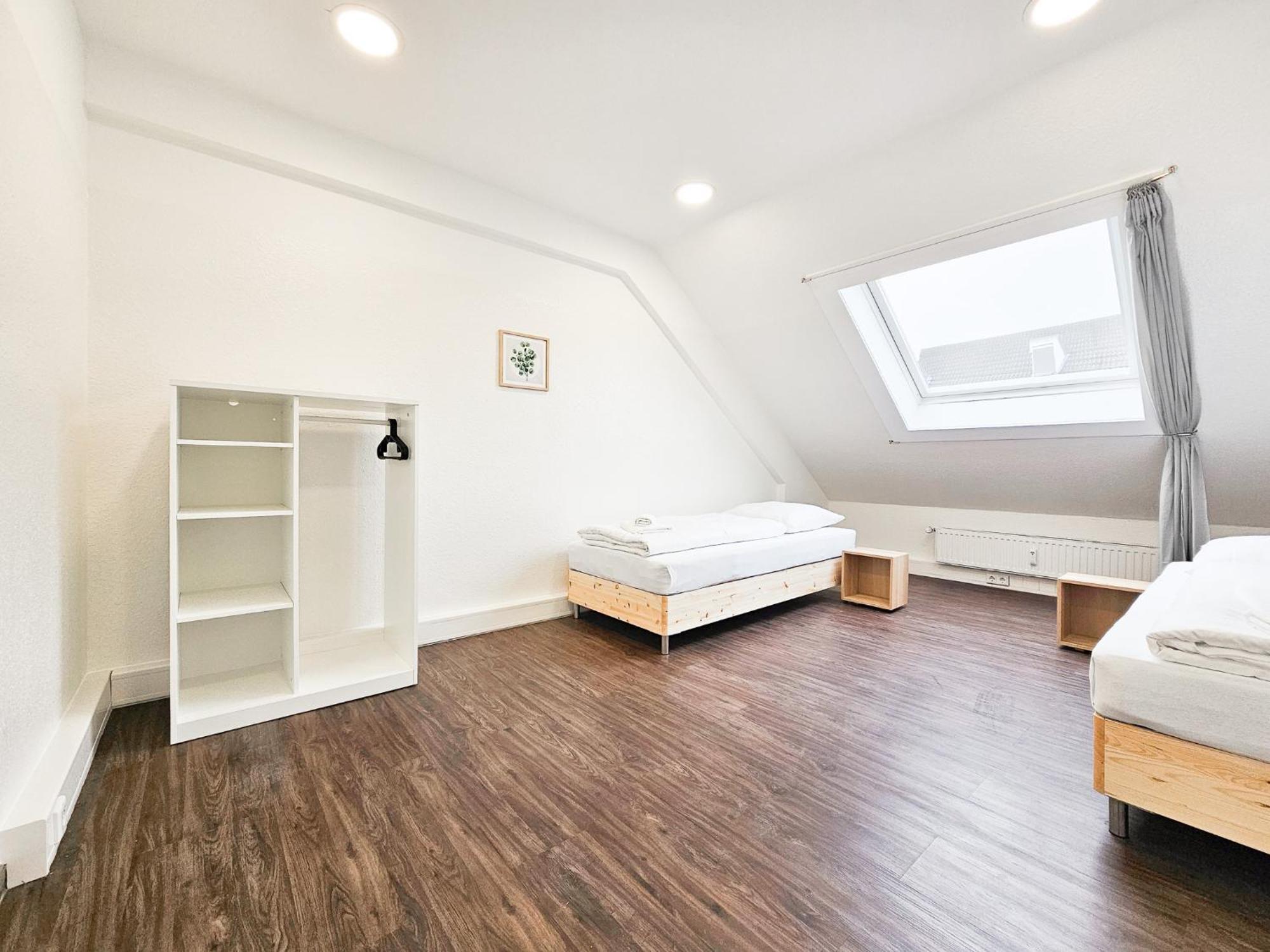 Raj Living - City Center Apartments With 5 Rooms - 10 Min Messe Dus Dusseldorf Ngoại thất bức ảnh
