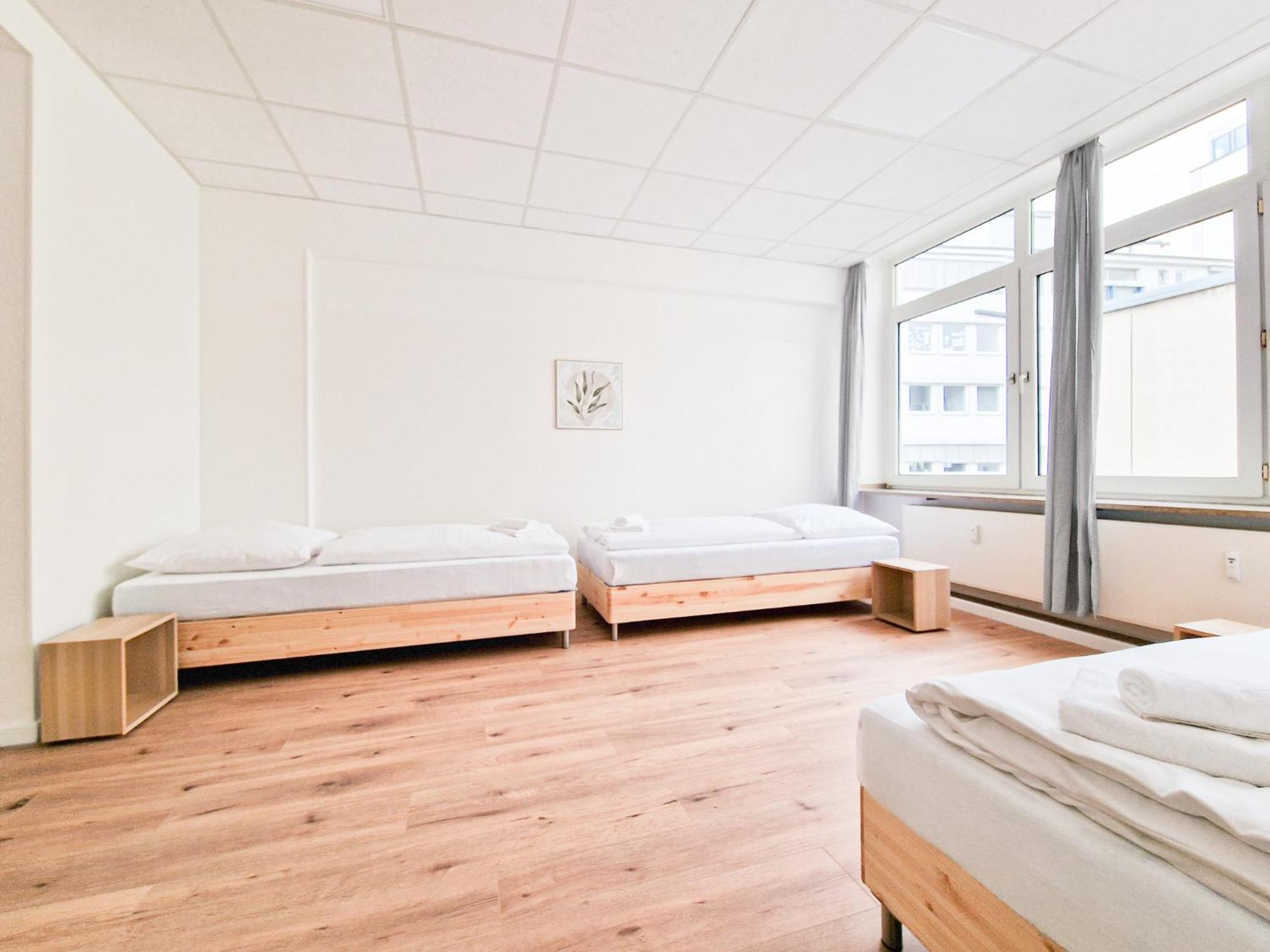 Raj Living - City Center Apartments With 5 Rooms - 10 Min Messe Dus Dusseldorf Ngoại thất bức ảnh